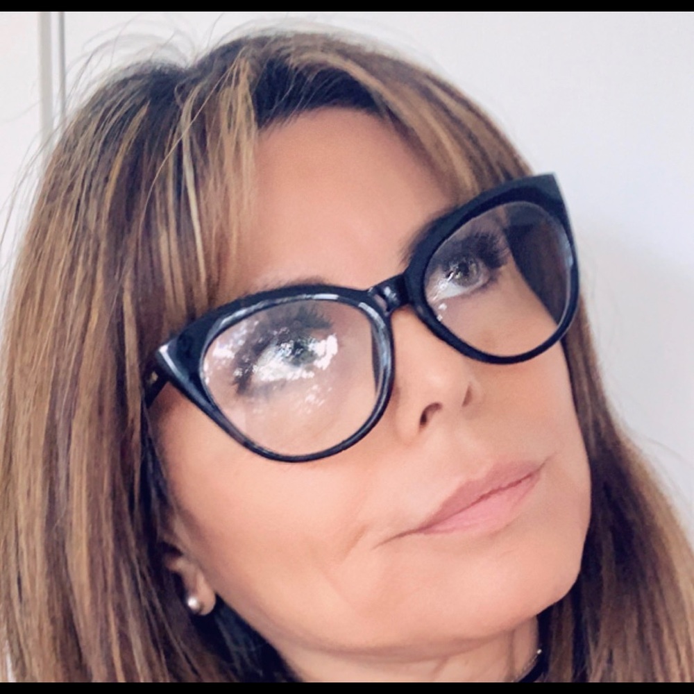 Betsy johnson readers